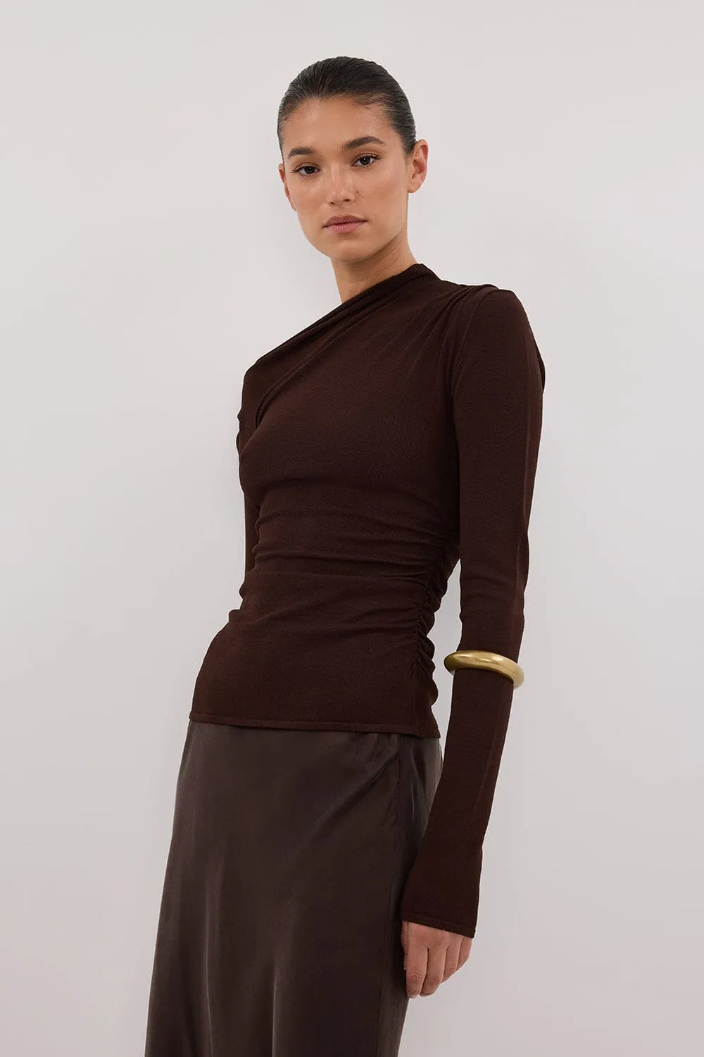 ARIEL CHOC SLEEVED KNIT TOP
