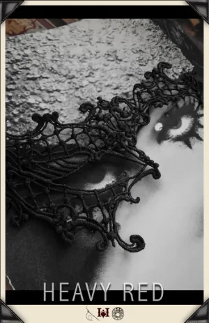 Charlatan's Lace Mask