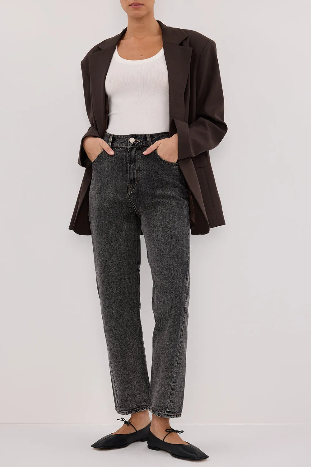 FINN WASHED BLACK TWISTED SEAM JEAN