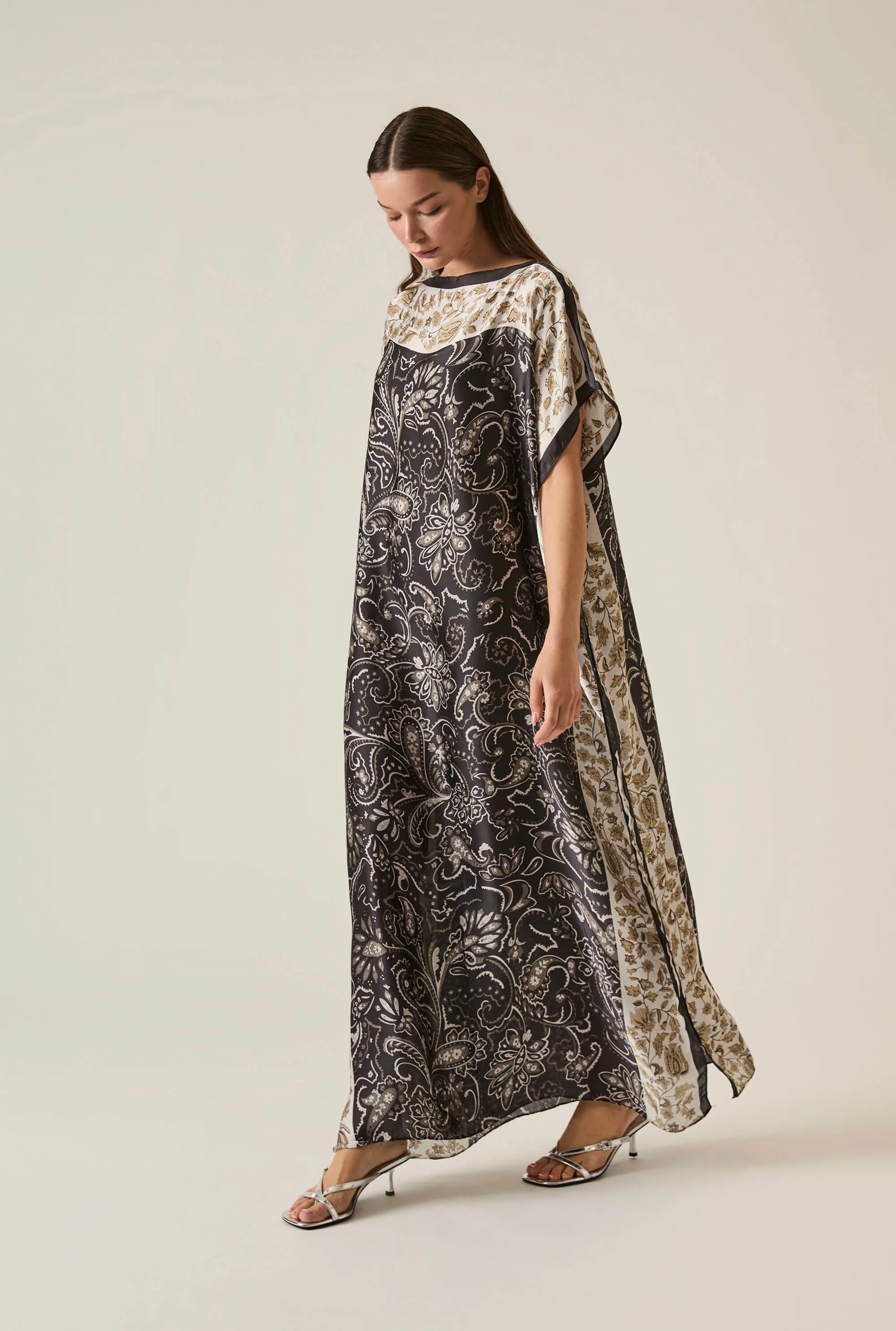 Floral Paisley Maxi Black Kaftan