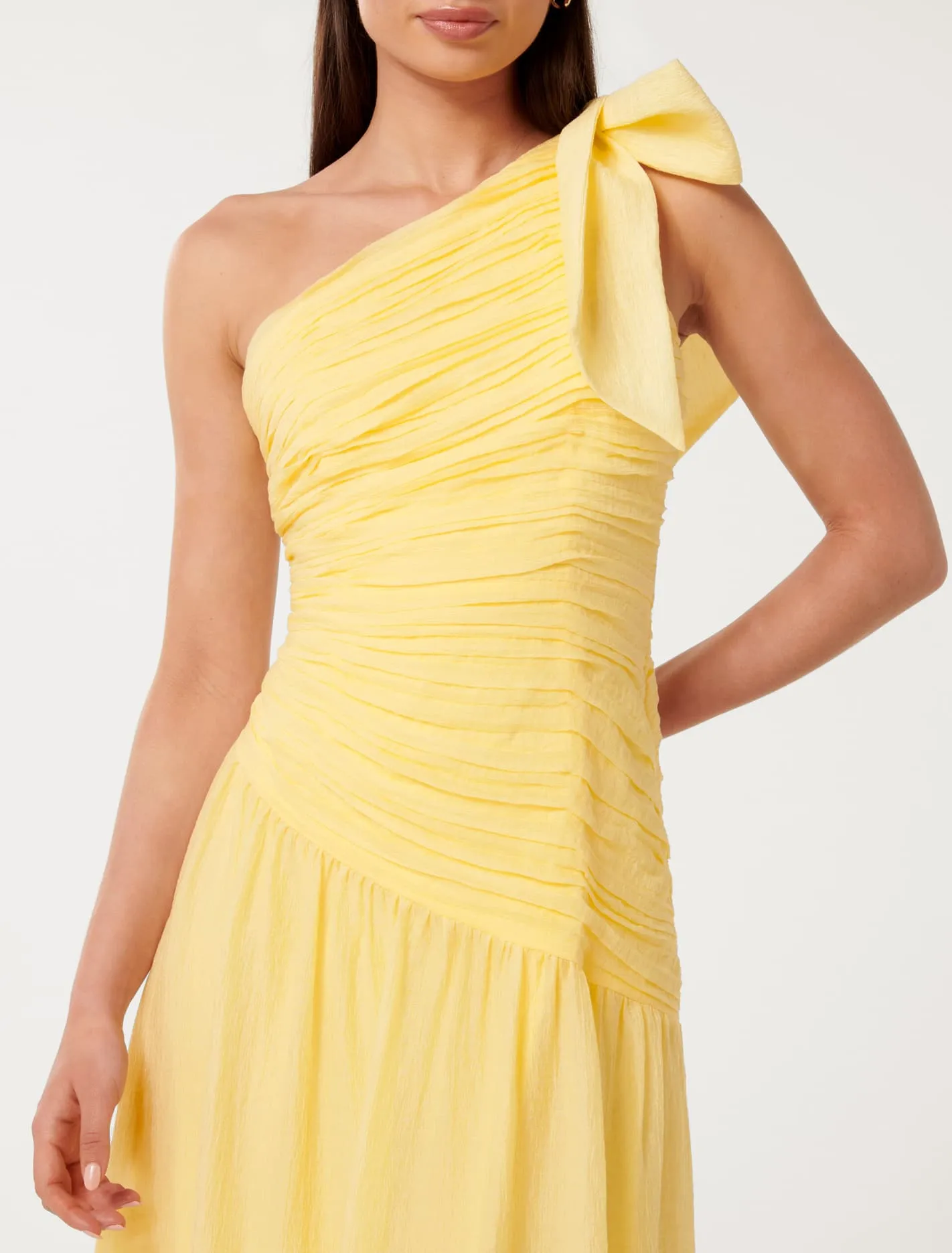Jordan Ruched Bow Detail Midi Dress