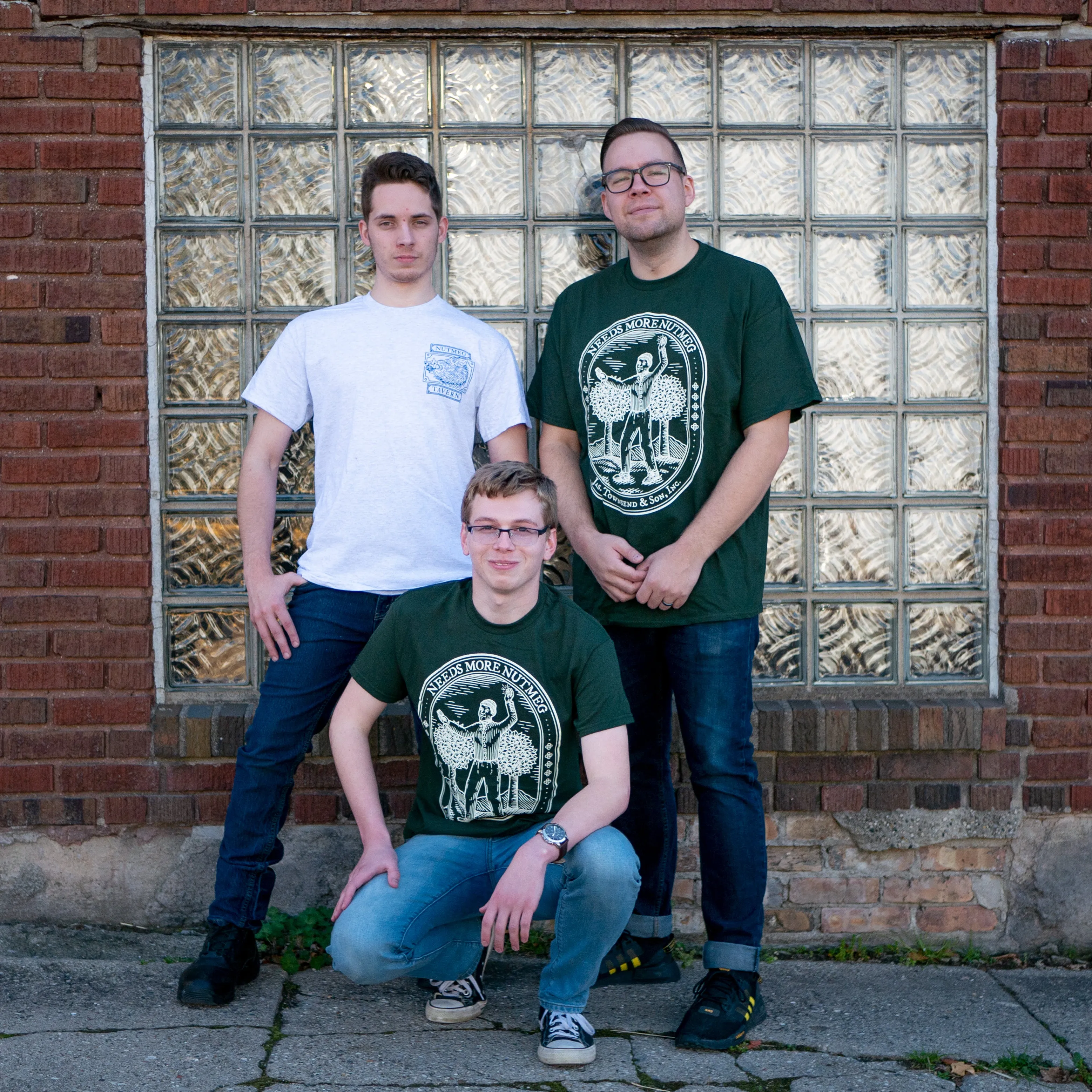 Nutmeg Tavern Sketch T-shirt