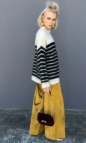 Second Female Ovalis Knit - Kiara