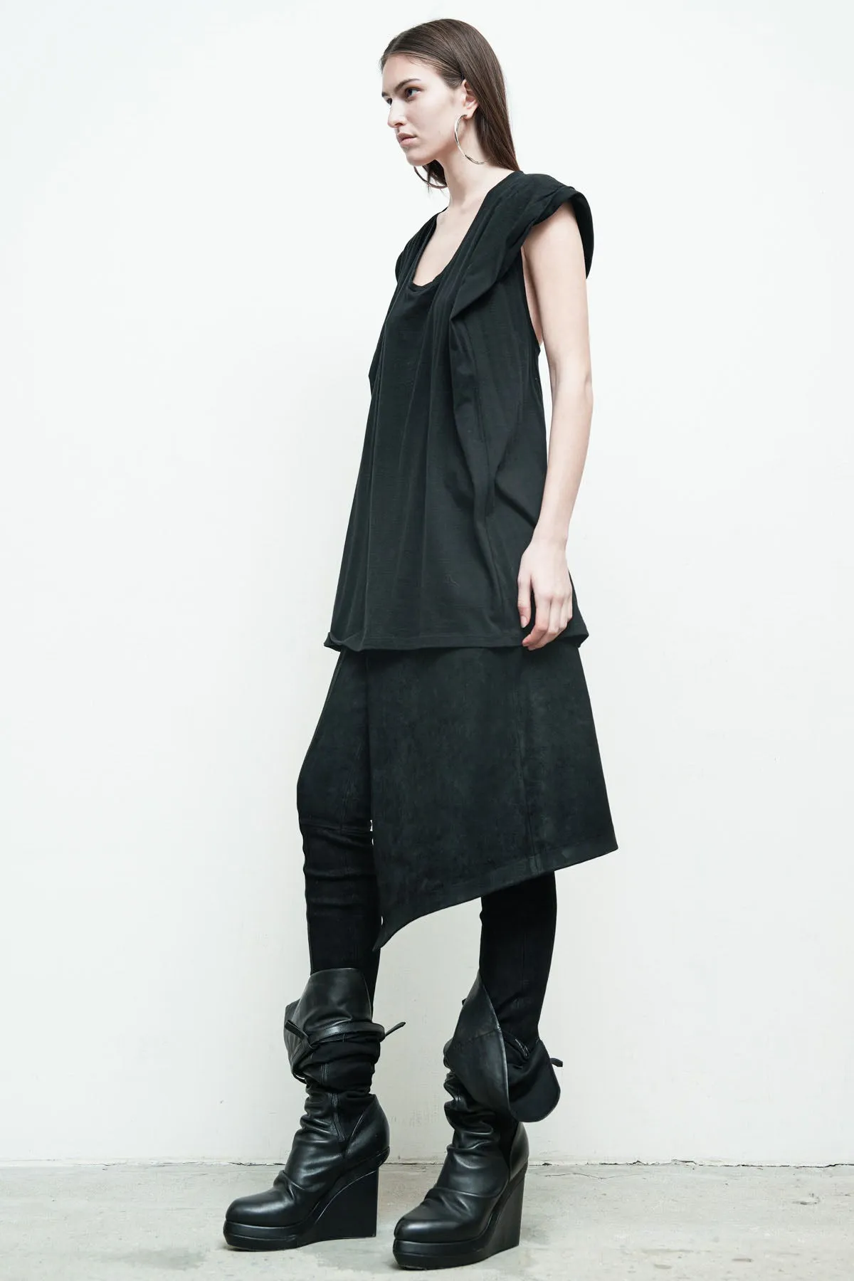 Thea Tank