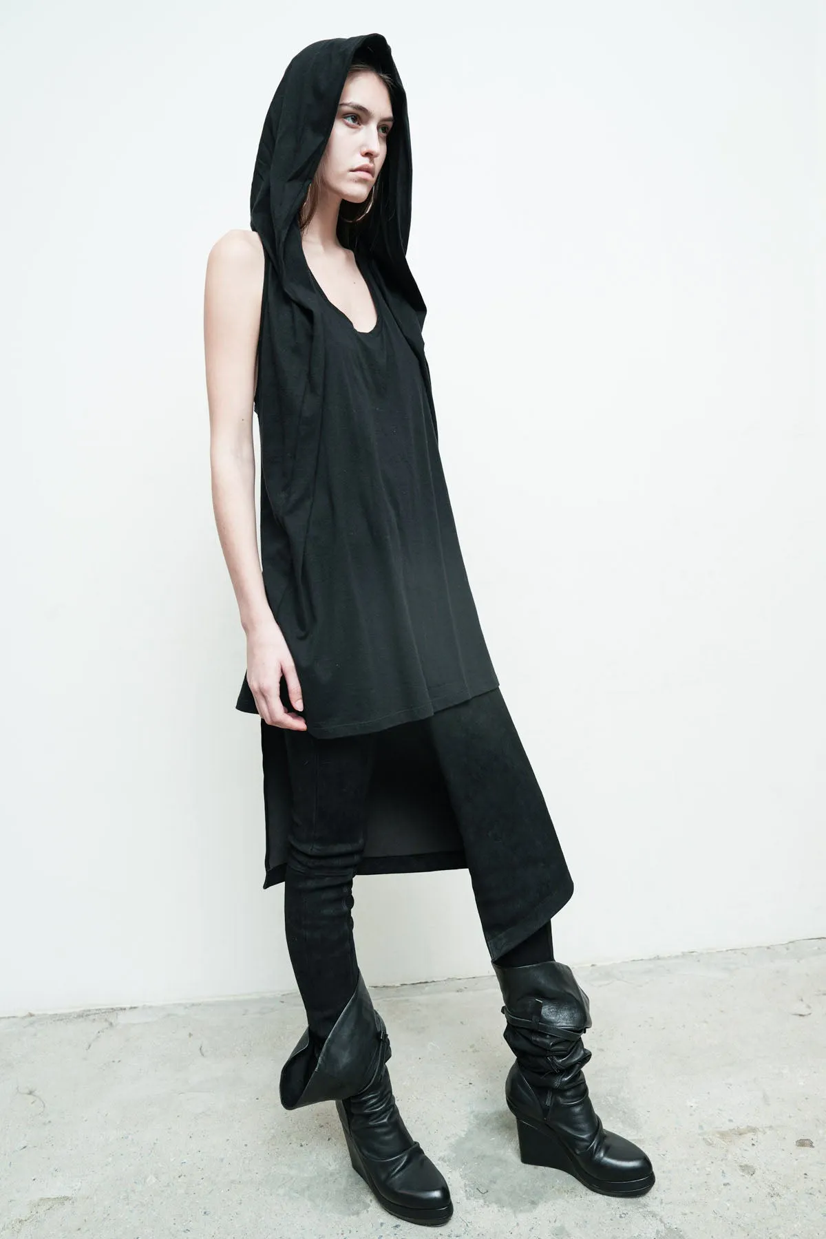 Thea Tank